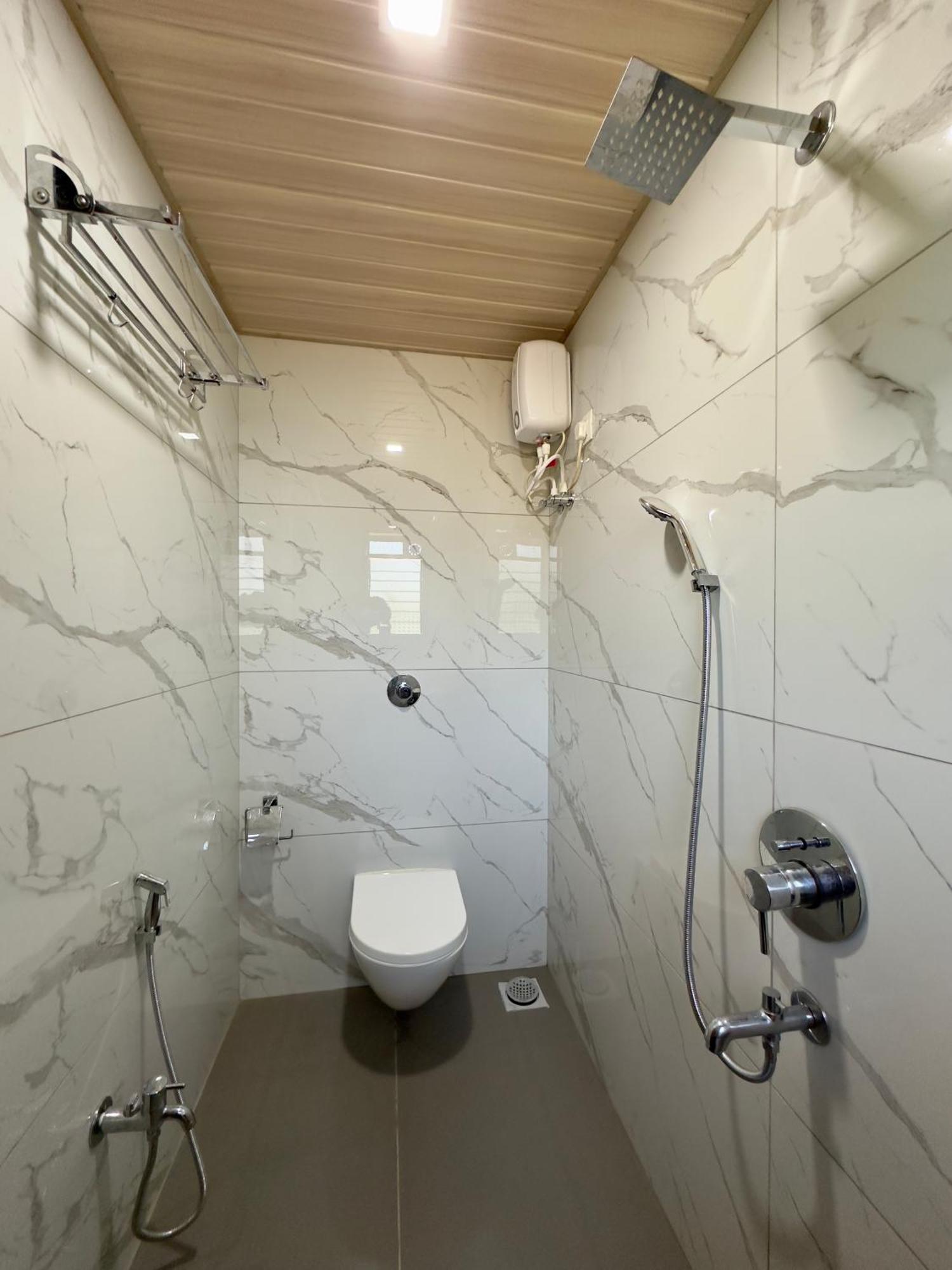 מלון אליבג Sapphire Mansion מראה חיצוני תמונה